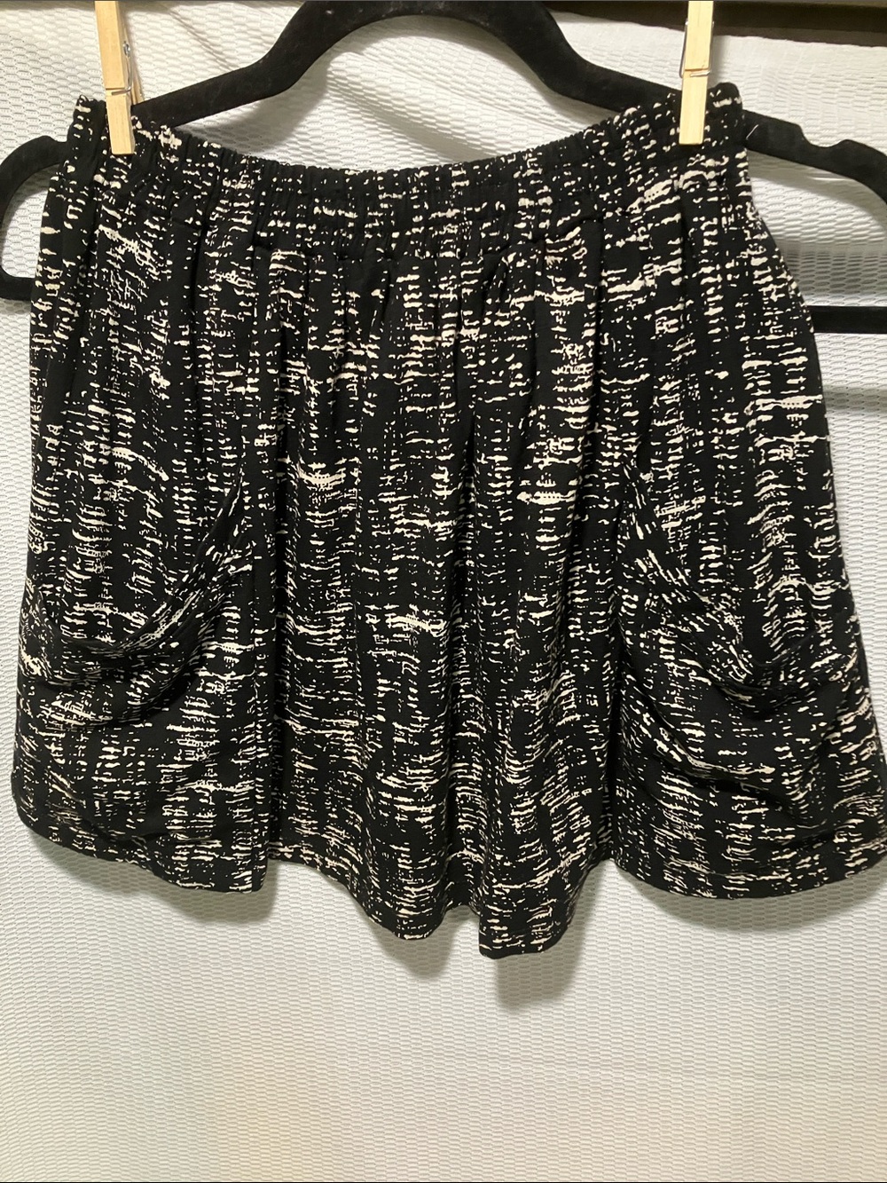 Black and Cream Printed Mini Skirt with Pockets